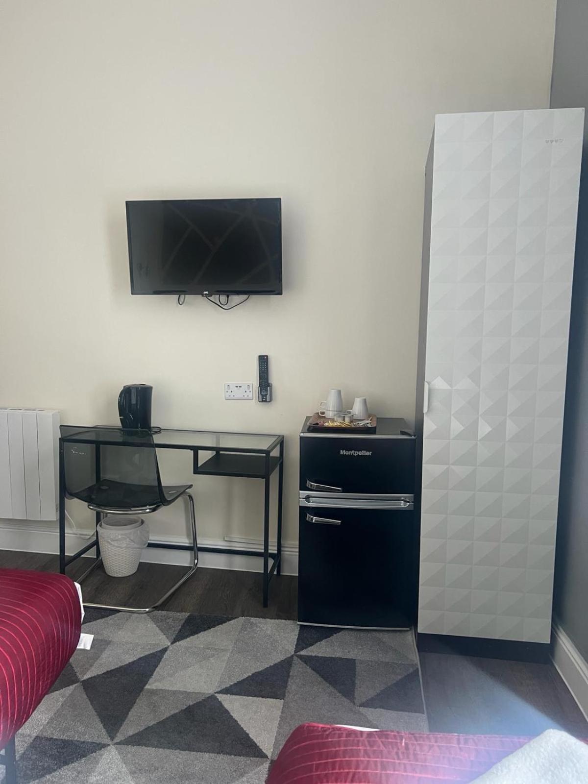 Saba Rooms And Apartments Лондон Экстерьер фото