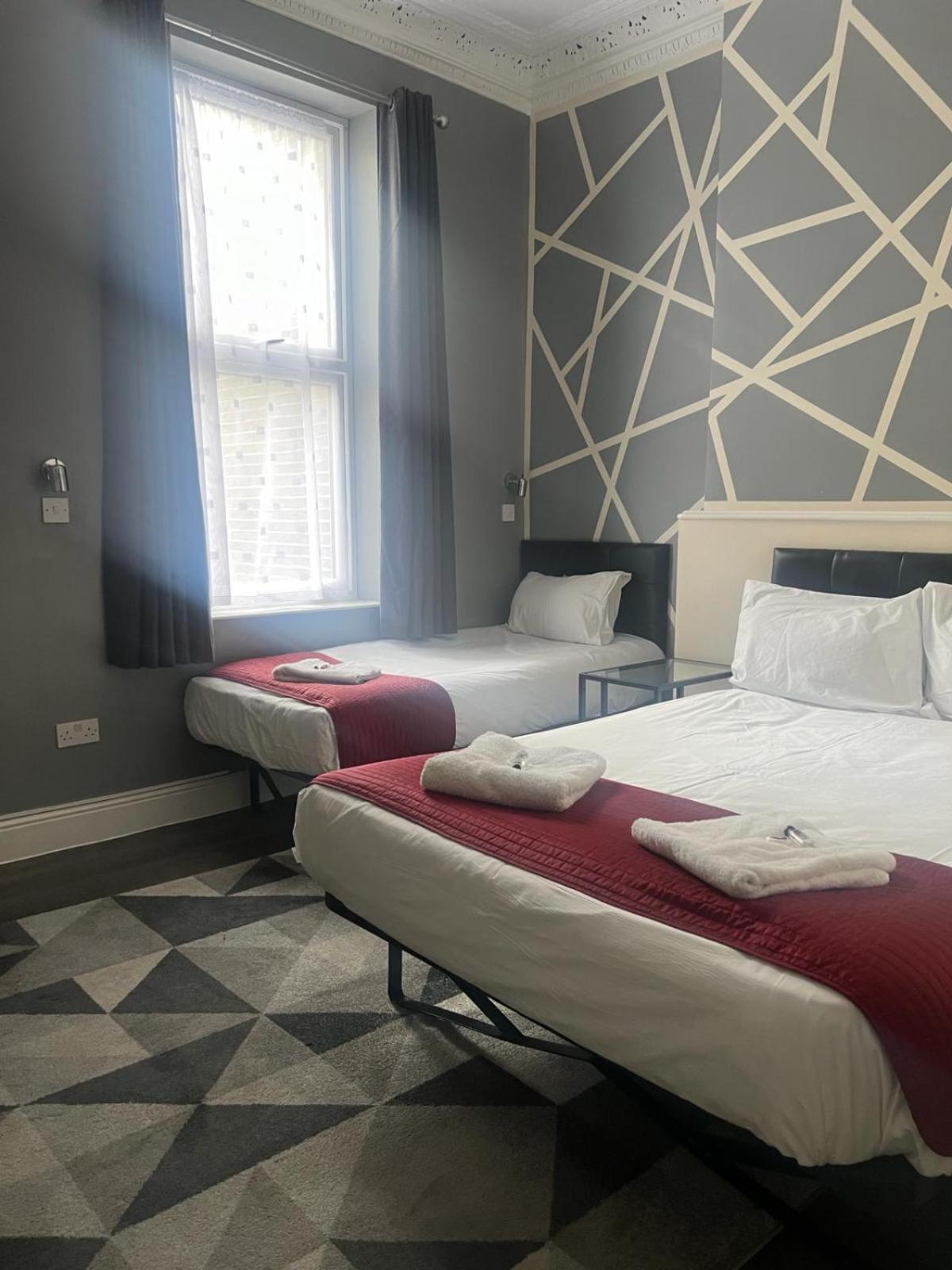 Saba Rooms And Apartments Лондон Экстерьер фото