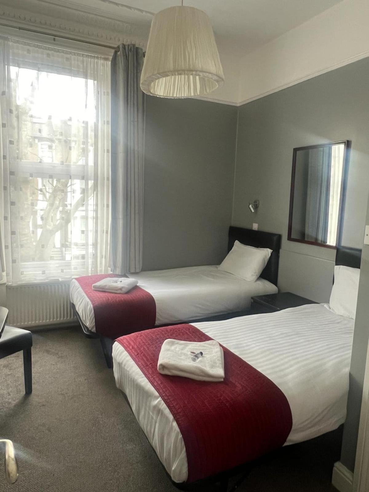 Saba Rooms And Apartments Лондон Экстерьер фото