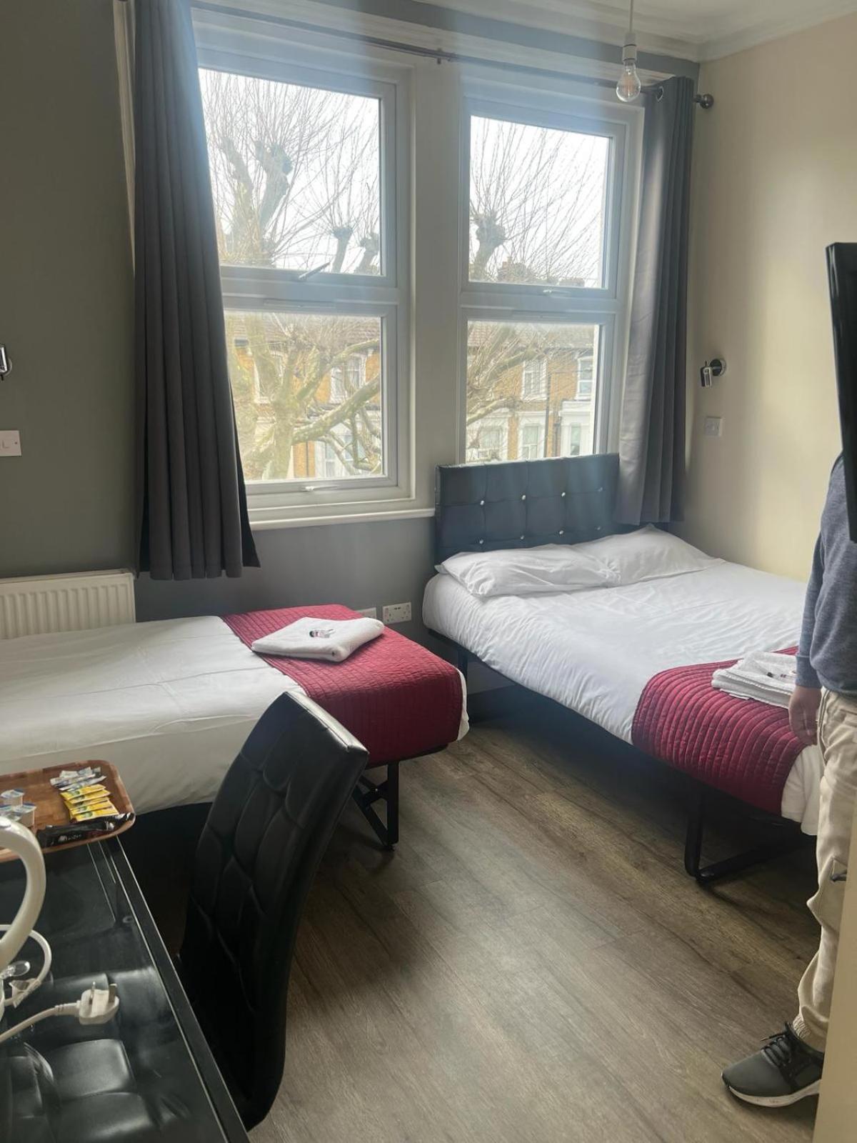 Saba Rooms And Apartments Лондон Экстерьер фото